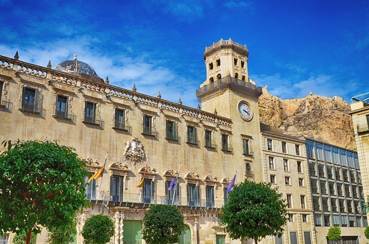 Ayuntamiento (City Hall)