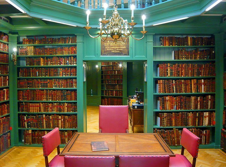 The Jewish Historical Museum