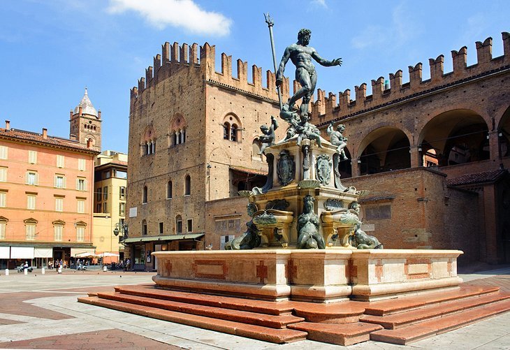 Piazza Maggiore și Piazza del Nettuno