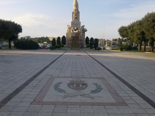 Square Santa Teresa