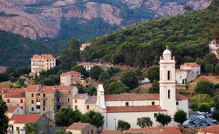The village of Piana and Calanques de Piana