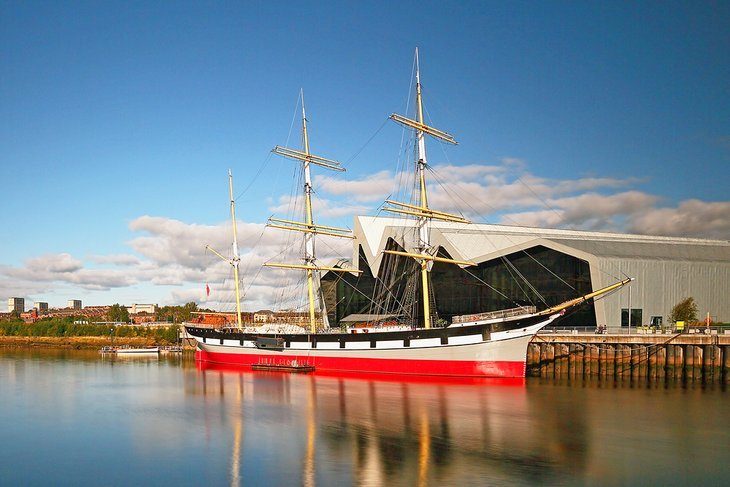 Riverside and Tall Ship Museum
