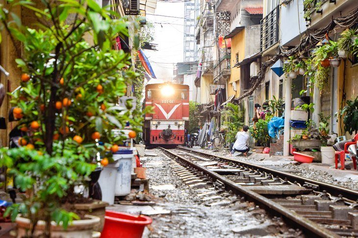 Photo Trenului Street in Hanoi