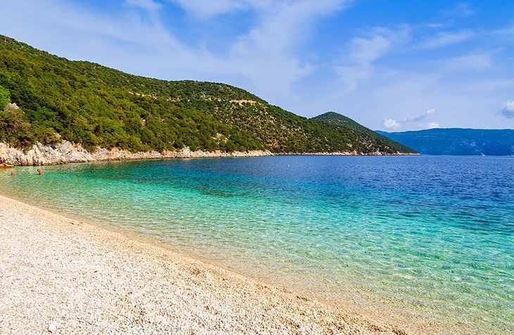 Antisamos beach