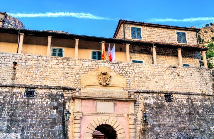 The gate of the sea