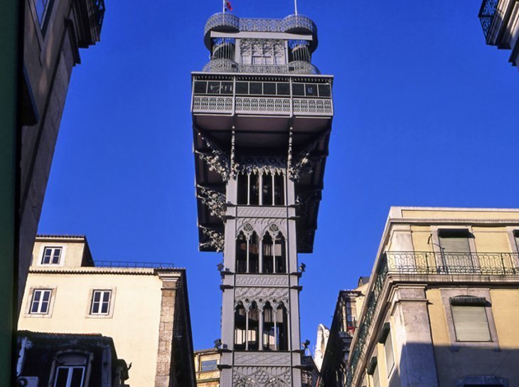 Elevador de Santa Just: An ancient lift overlooking the city