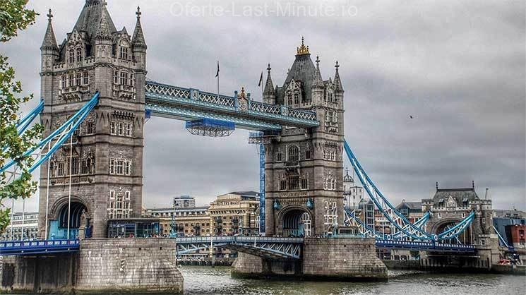 Tower Bridge