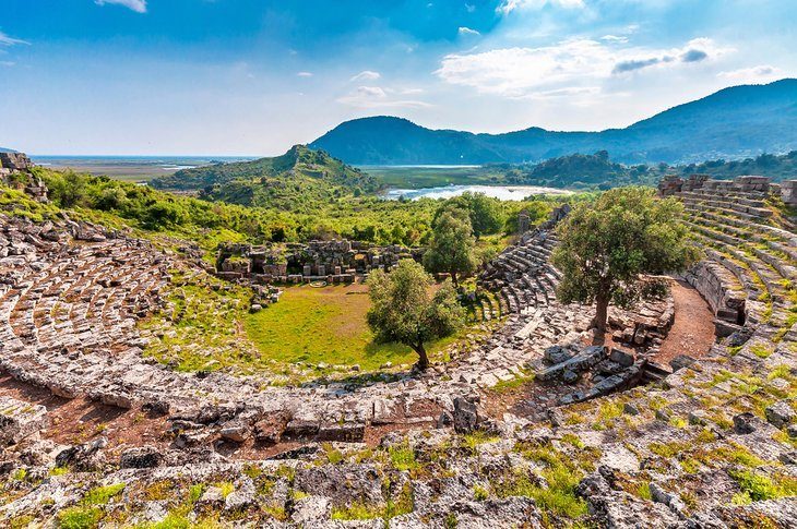Walks through the ruins of Kaunos