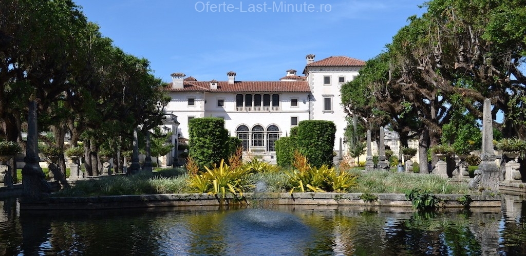Vizcaya museum and gardens