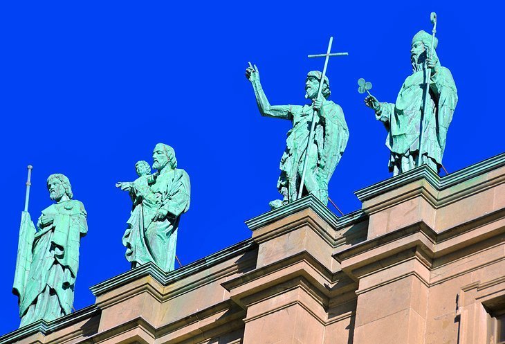 St. Mary the Queen of the World