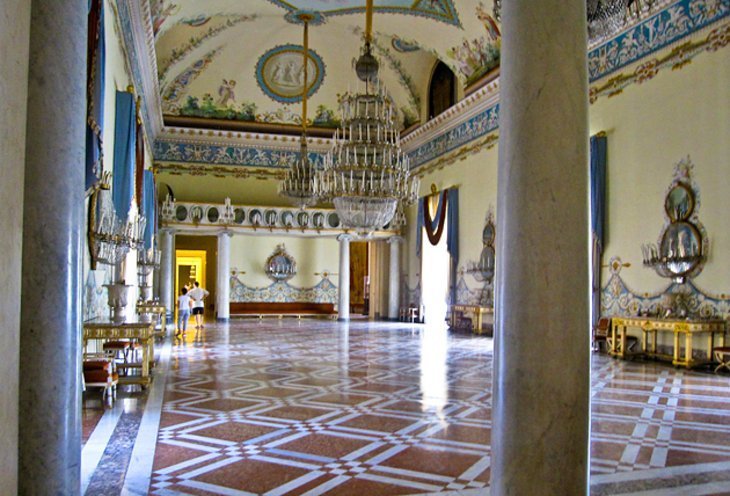 Royal Palace and Capodimonte Museum
