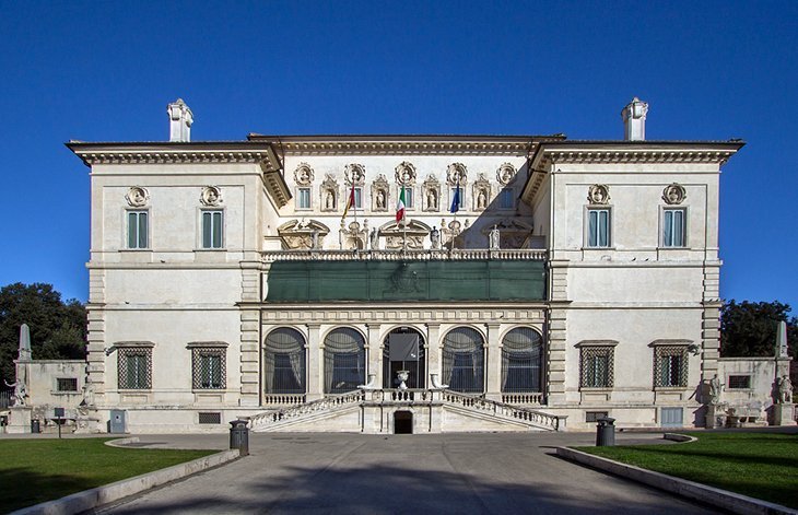 Gallery and Villa Borghese gardens