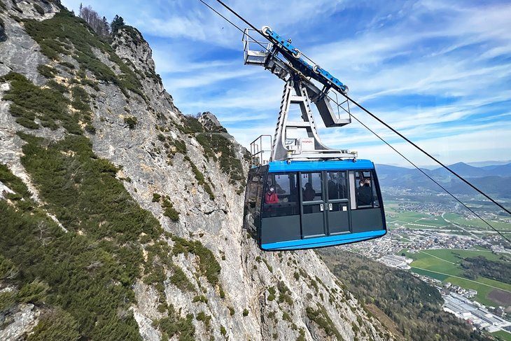 Go with the cable car to the UTERSBERG peak