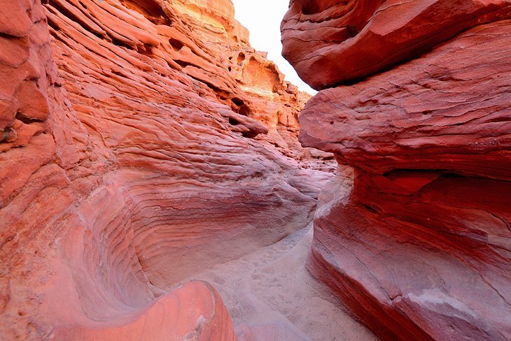 Turn around around the colorful canyon