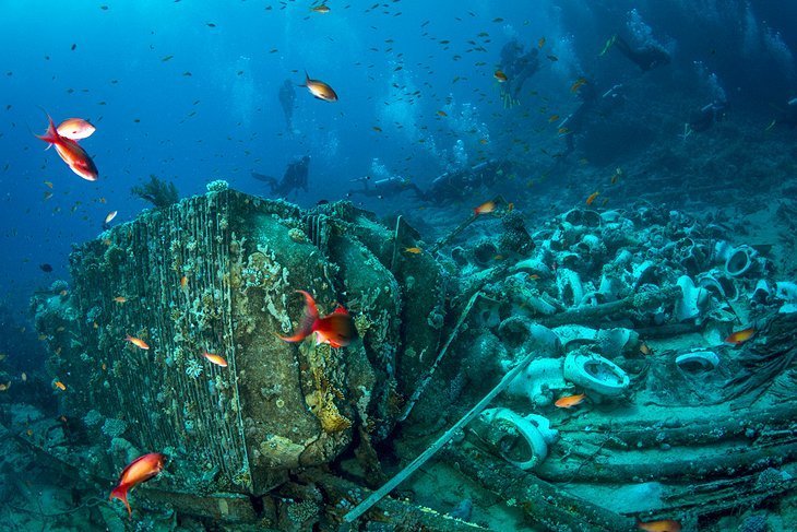 Sink on the Jolanda Reef website