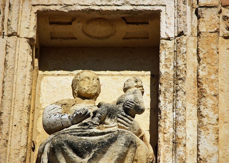 Enjoy a day trip to the city of Salona