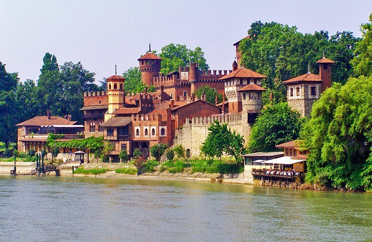 Medieval village și park of the valentino