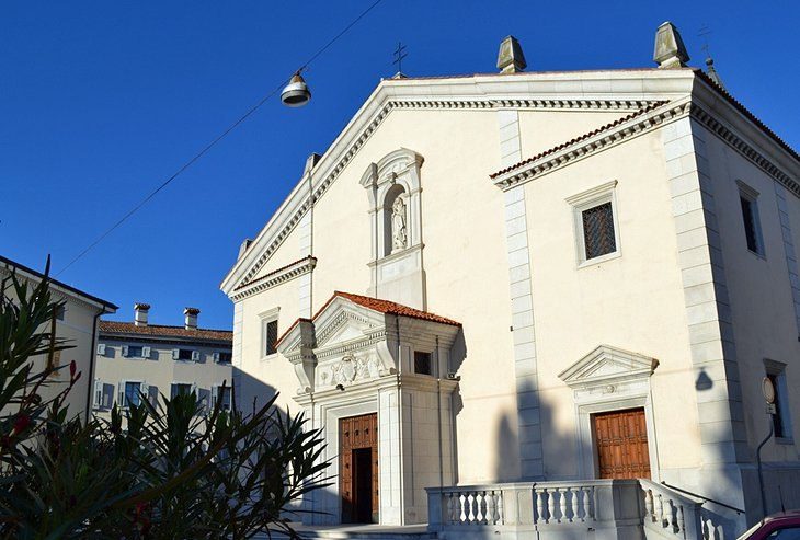 Explore gorizia on a day trip