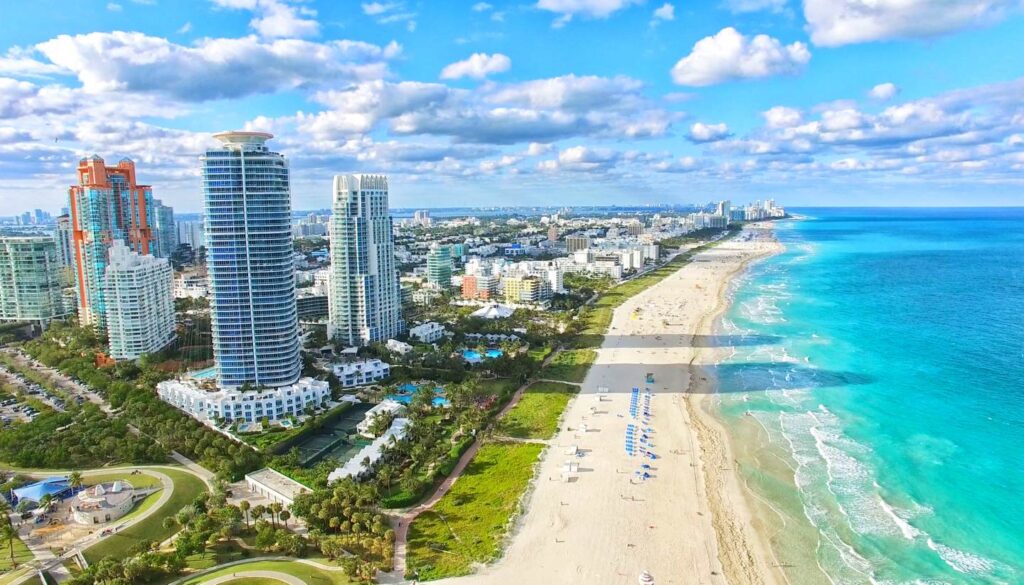 About Miami (USA), how do you get, when, tourist periods and attractions