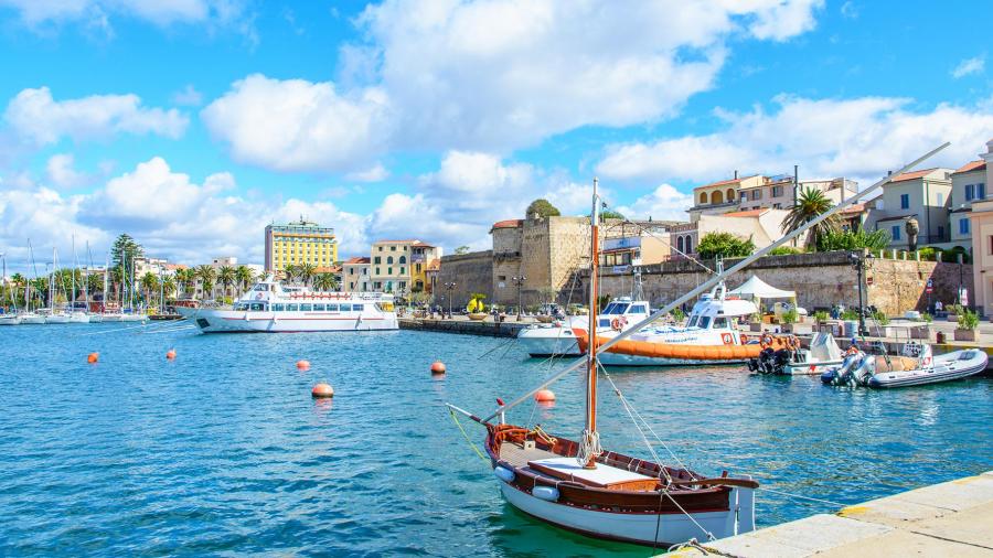 5 night holiday in Sardiny, Italy – £145 pp (includes flight + accommodation)