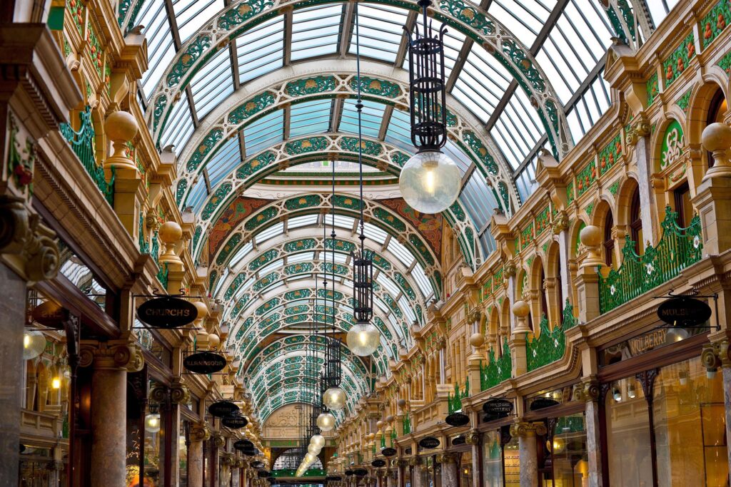 About Leeds (UK), when to go, good periods and tourist attractions