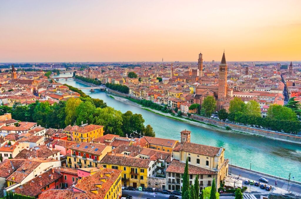 Cheap round trip flights to the Verona, Italy from £44 pp
