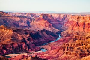About Arizona (USA), how do you get, when, tourist periods and attractions