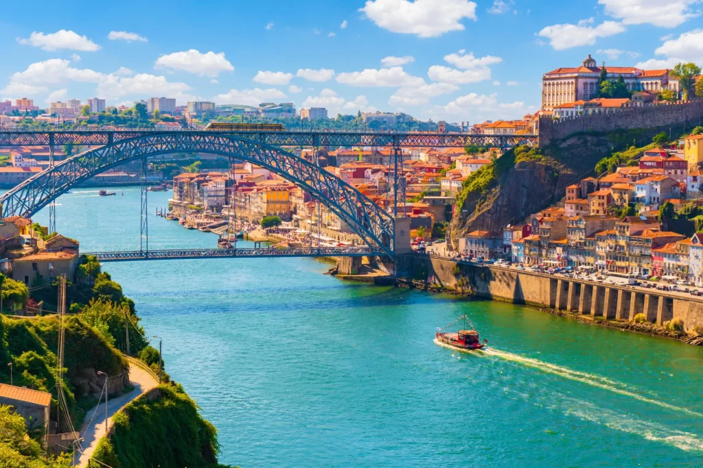 City break in Porto from Geneva for €91 pp (flight + hotel)
