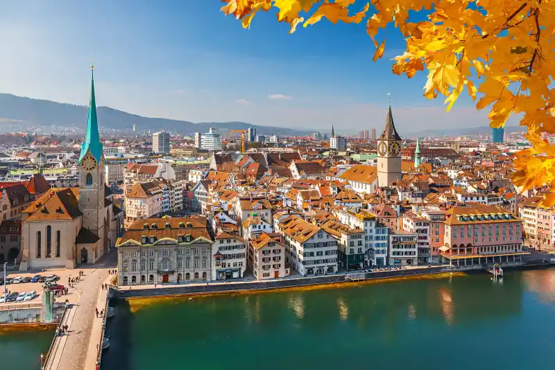 Cheap flights to Zurich, Switzerland From Spain  for €60 pp (roundtrip)